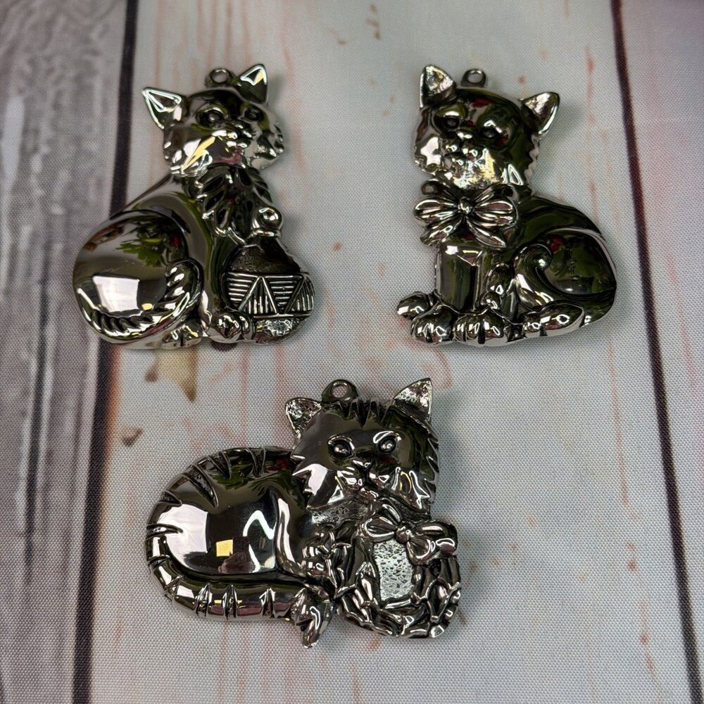 Gorham Silverplate Cat Ornaments, Set of 3, Yarn Fish Wreath Christmas Decor